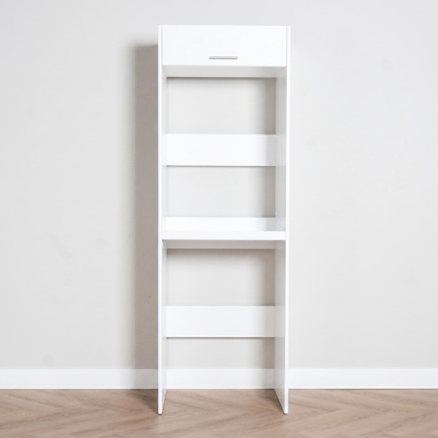 White wooden washingmachine shelf unit